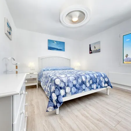 Casa Roberta Sea View Коста-Тегисе